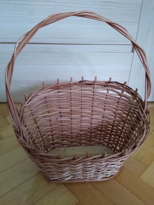 Wiklinowy kosz koszyk prezentowy
