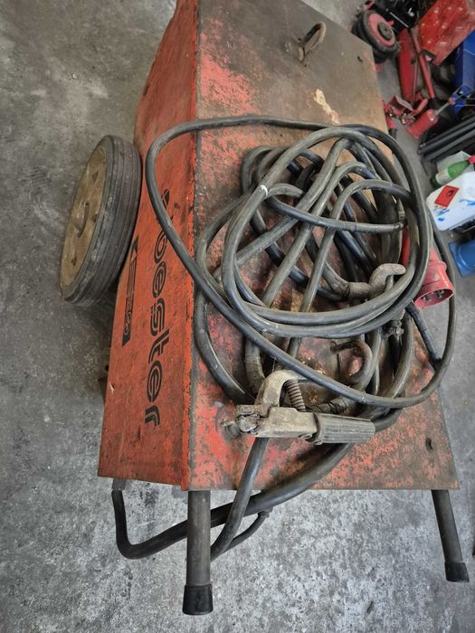 Solidna Polska Spawarka prostownik Bester SPB 400 Waga 230kg