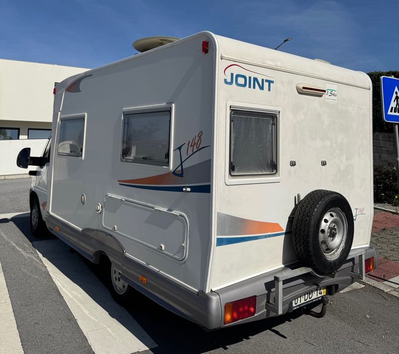 Autocaravana pronta a viajar