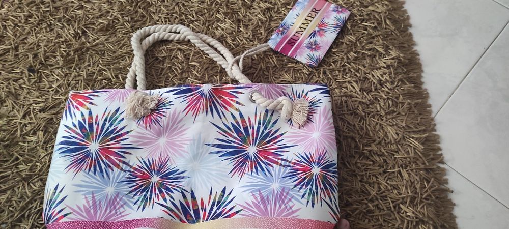 Sacos para praia ou para compras, novos, lindos e com ótimo acabamento