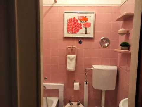 Arrendo quarto com WC PRIVATIVO E VARANDA