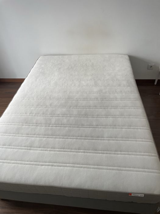 Cama IKEA ESPEVÄR + Colchão 140x200 + Mesas HEMNES (Várias unidades)