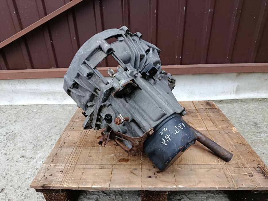 Коробка передач КПП Рено Лагуна 1 JB3