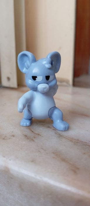 Vários Brindes brinquedos de coleção