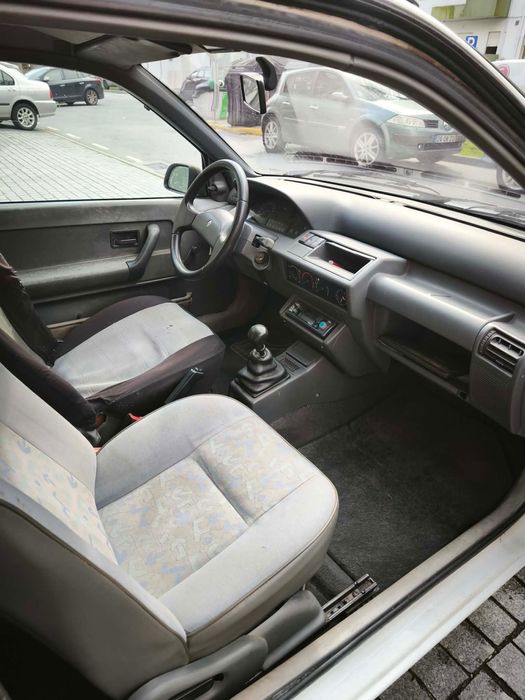 Renault Clio I 1.2 gasolina