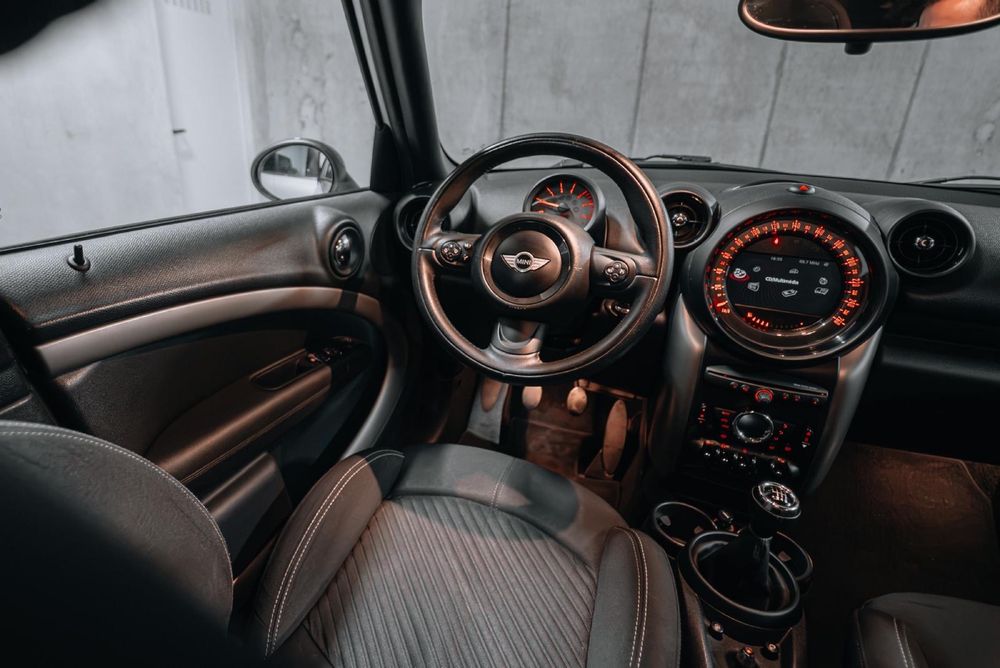 Mini Countryman 1.5 D 90cv ano 2016