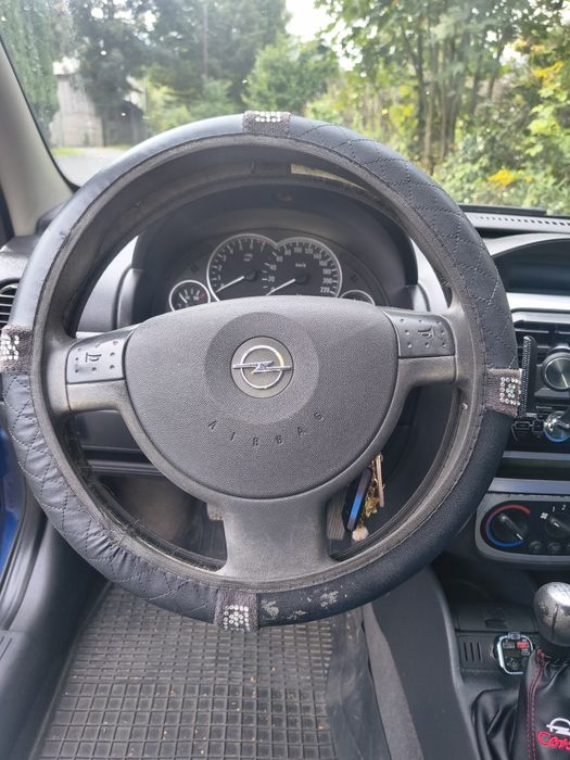 Sprzedam opel corsa c , do negocjacji