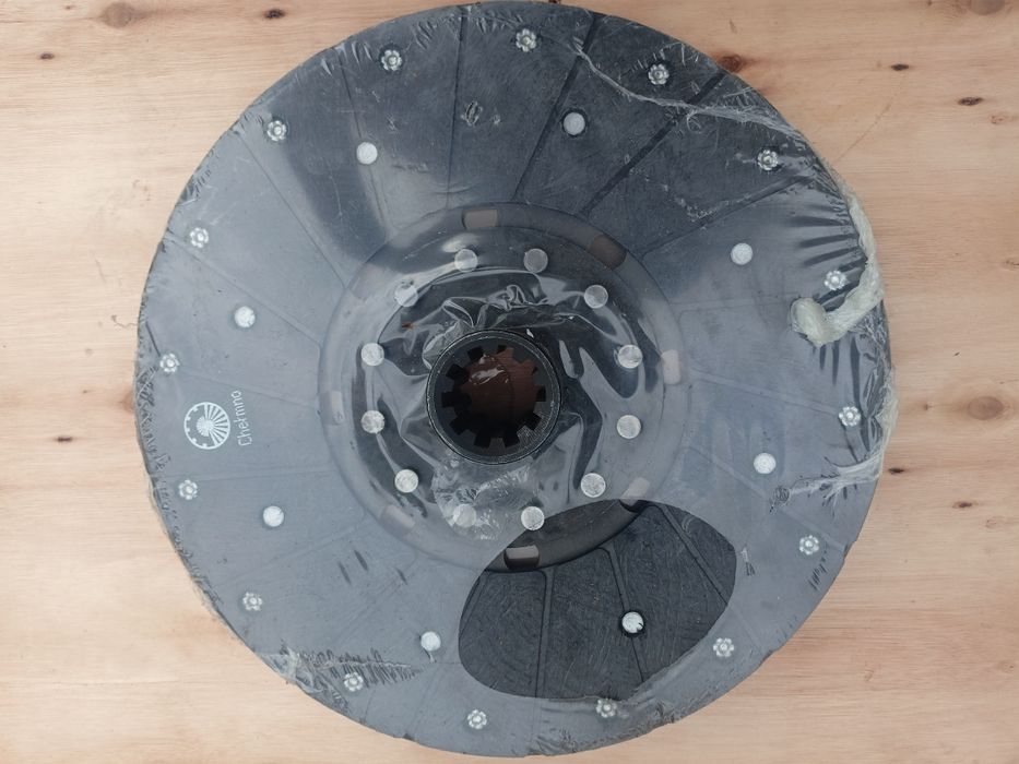 Tarcza sprzęgła I stopnia do traktora JUMZ, produkcji URSUS Chełmno