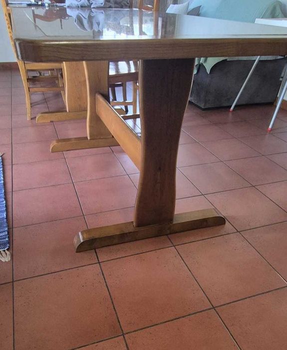 Mesa de cozinha c/ tampo em granito (novo preço)