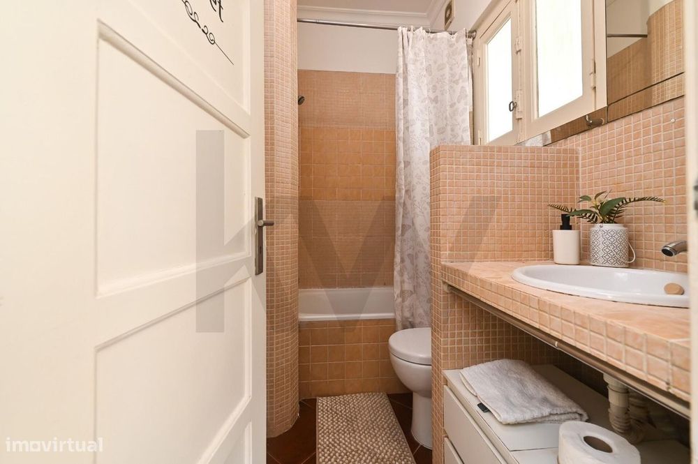 Apartamento T1 moderno na Av. Almirante Reis – Excelente Investimento