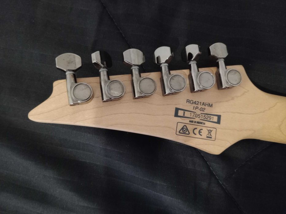 Guitarra elétrica Ibanez RG421AHM-BMT