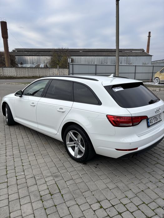 Audi A4 B9 Avant 2018рік