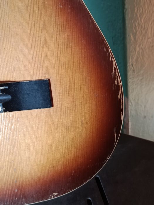 Gitara akustyczna