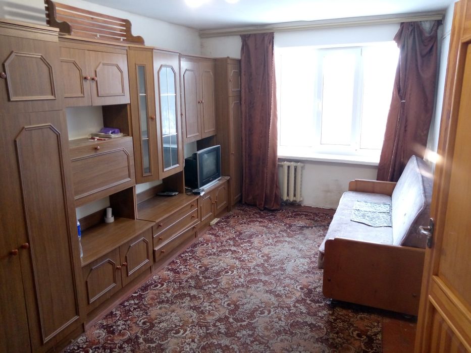 Продам 2 кімнати в гуртожитку