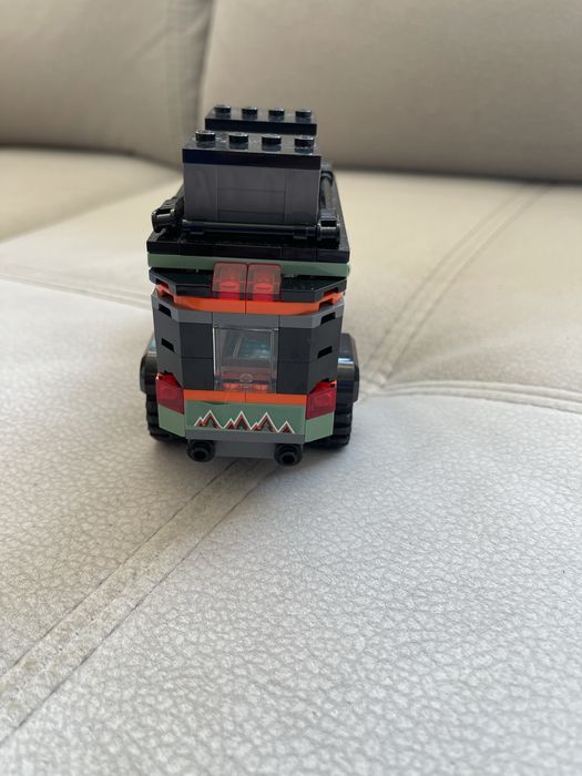 Позашляховик Lego