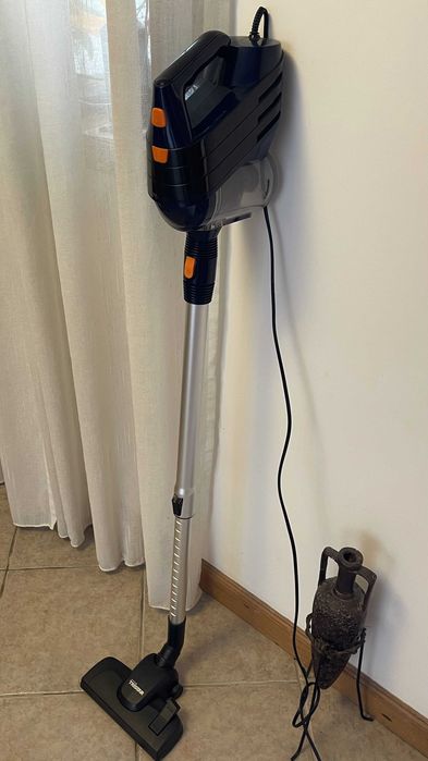 Aspirador Vertical com fio, 2 em 1 - TRISTAR