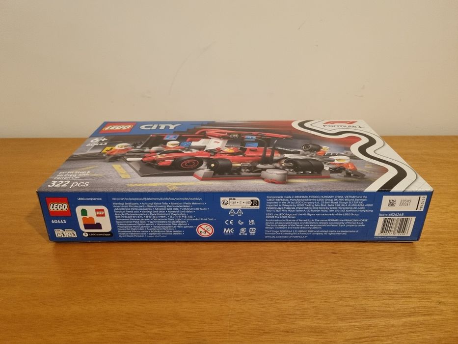 LEGO City 60443 - Formula 1 Pit Stop & Pit Crew com carro Ferrari