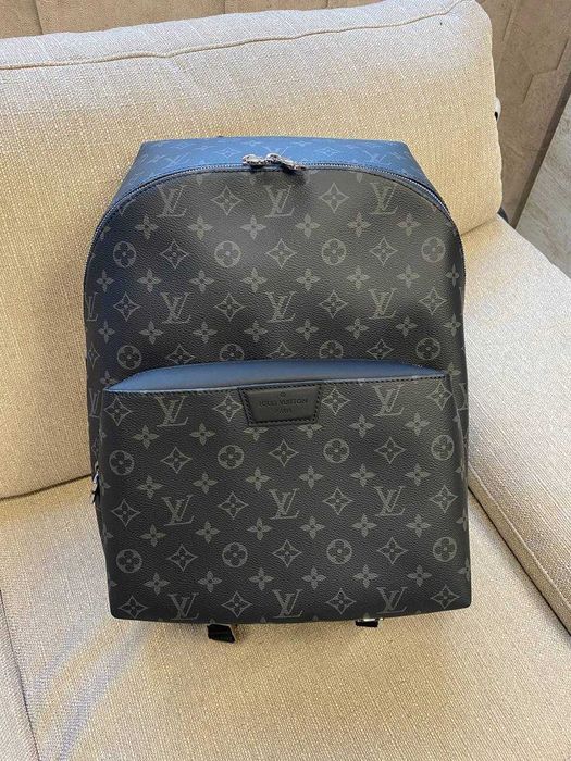Оригінальний чоловічий Рюкзак Луї Вітон Louis Vuitton в чудовому стані