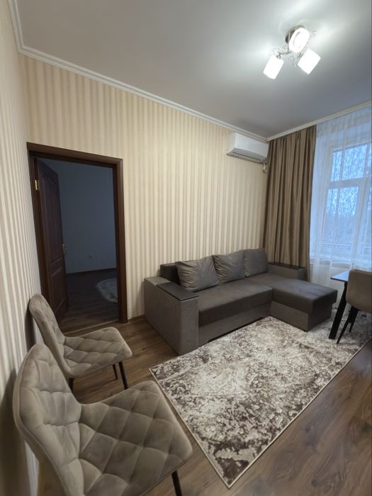 Здається просторий номер категорії ЛЮКС В САНАТОРІЇ ПОДІЛЛЯ ХМІЛЬНИК