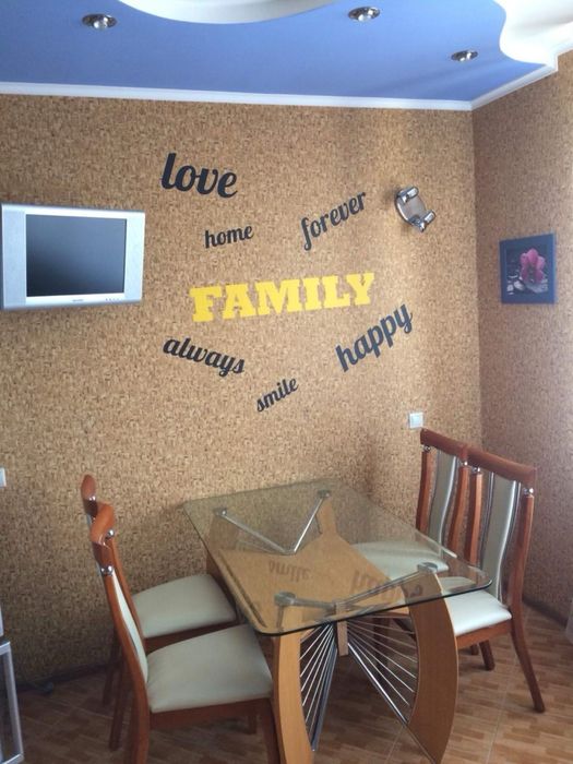 Оренда 2 кім квартира вул Автозаводська 16/16