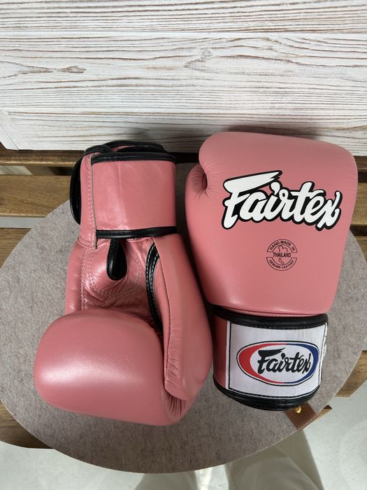 Боксерські рукавички Fairtex
