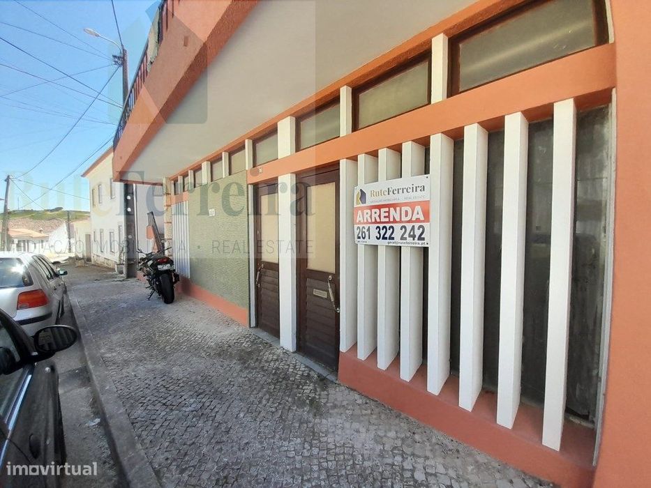 Espaço Comercial na Carvoeira, Torres Vedras!