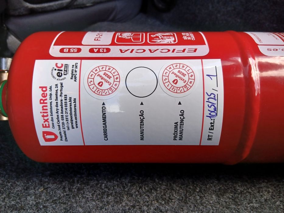 Vendo Extintores de Incêndio de 2 Kg, com Soporte, extintore Novos