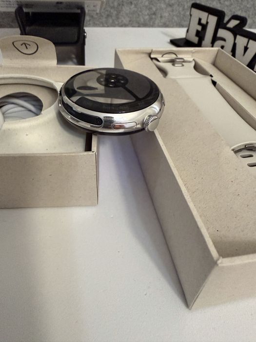 Troco/Vendo Google Pixel Watch 4 45mm como novo