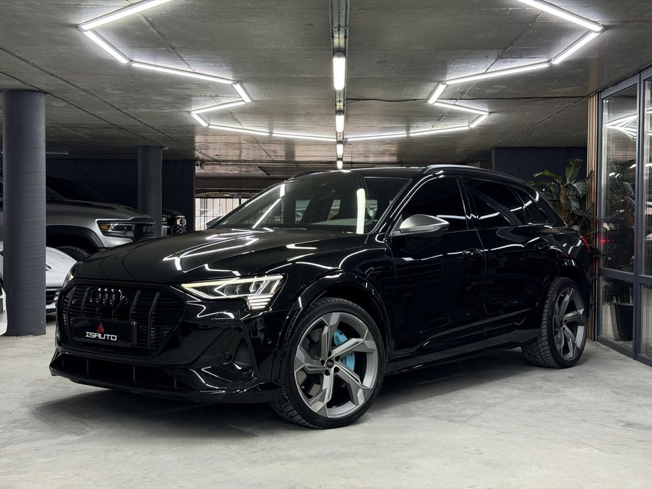 Audi E-tron S Quattro