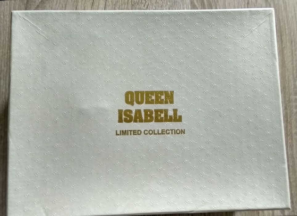 Filiżanki Queen Isabell