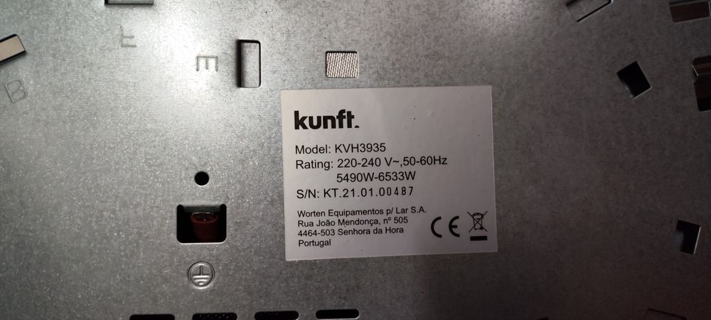Placa vitrocerâmica Kunft, apenas 1 disco pequeno que não funciona