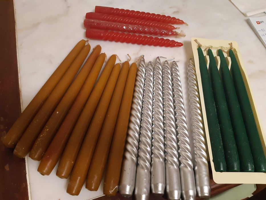 Set of 22 decorative vintage candles