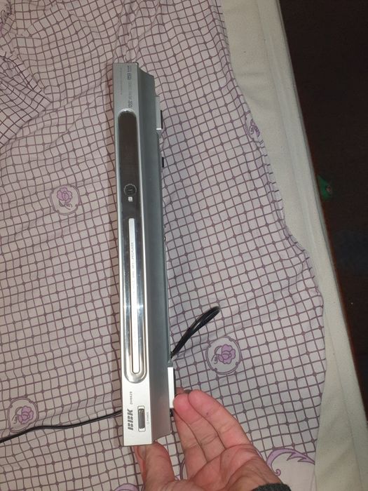 DVD плеер LG в хорошем состоянии