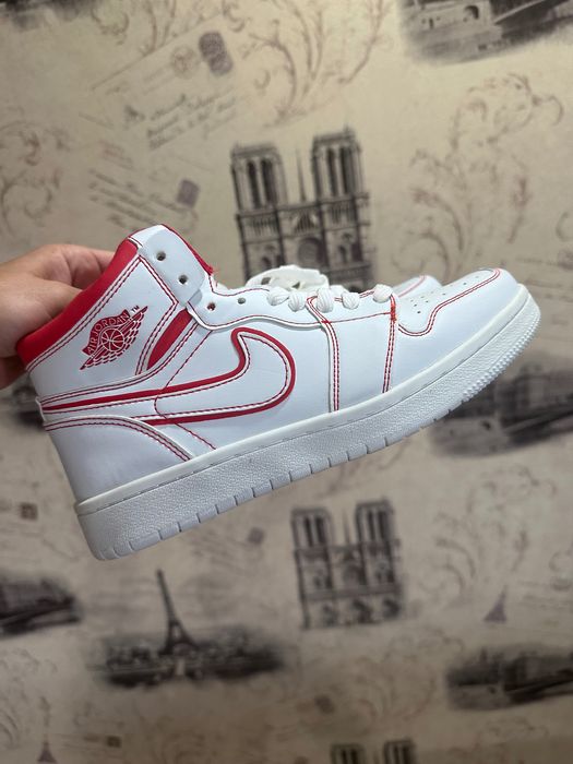 Кроссовки Nike AIR 37 размер новые