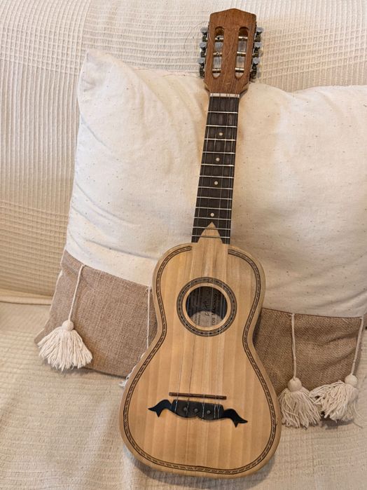 Cavaquinho de Alfredo Matos Machado