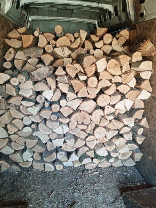 Продам дрова дуб колотий та інші породи