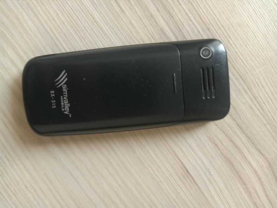 Simvalley Small Mobile Phone with 8GB SD Card