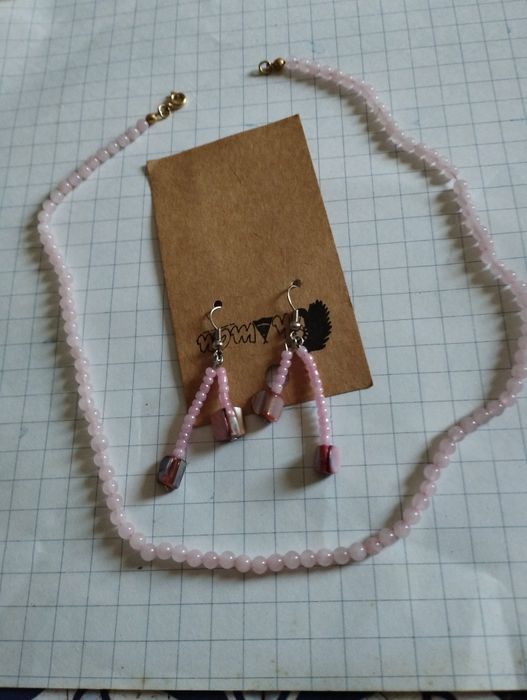 Conjunto de colar e brincos
