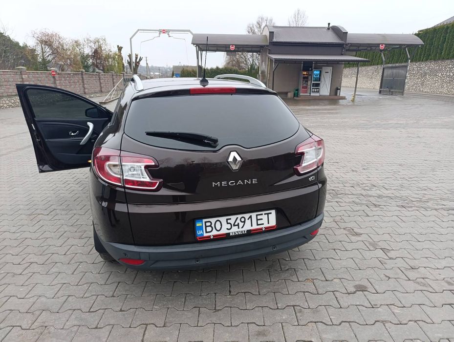 Продам машину renault megane 3