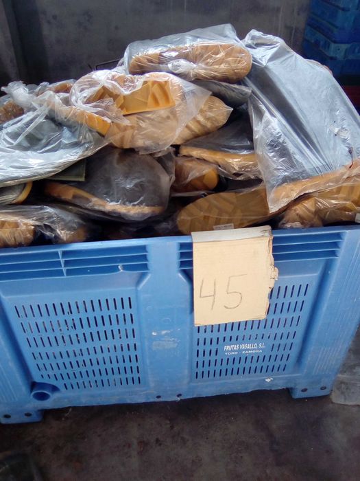 Lote de botins de borracha