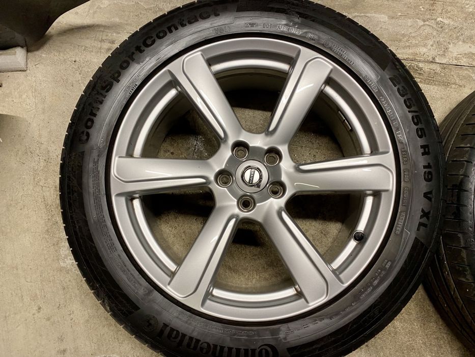 Volvo XC90 XC60 Alu Felgi 19 Cali Opony Dekle Oryginal Volvo Lato