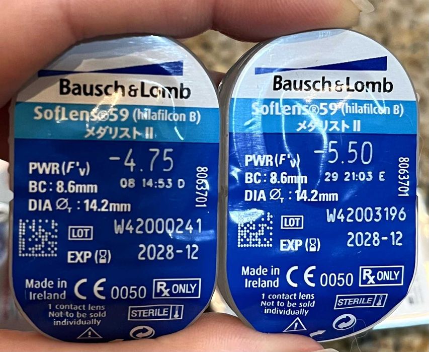 Контактні лінзи Biofinity  та  Baush&Lomb