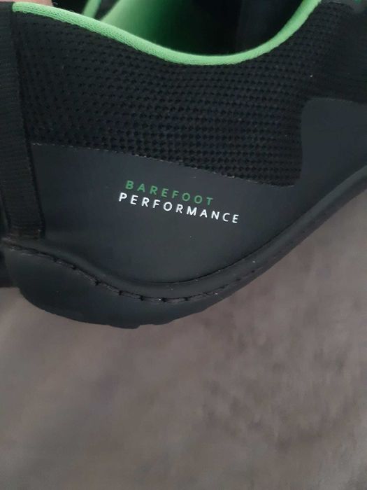 Leguano spinwyn buty boso