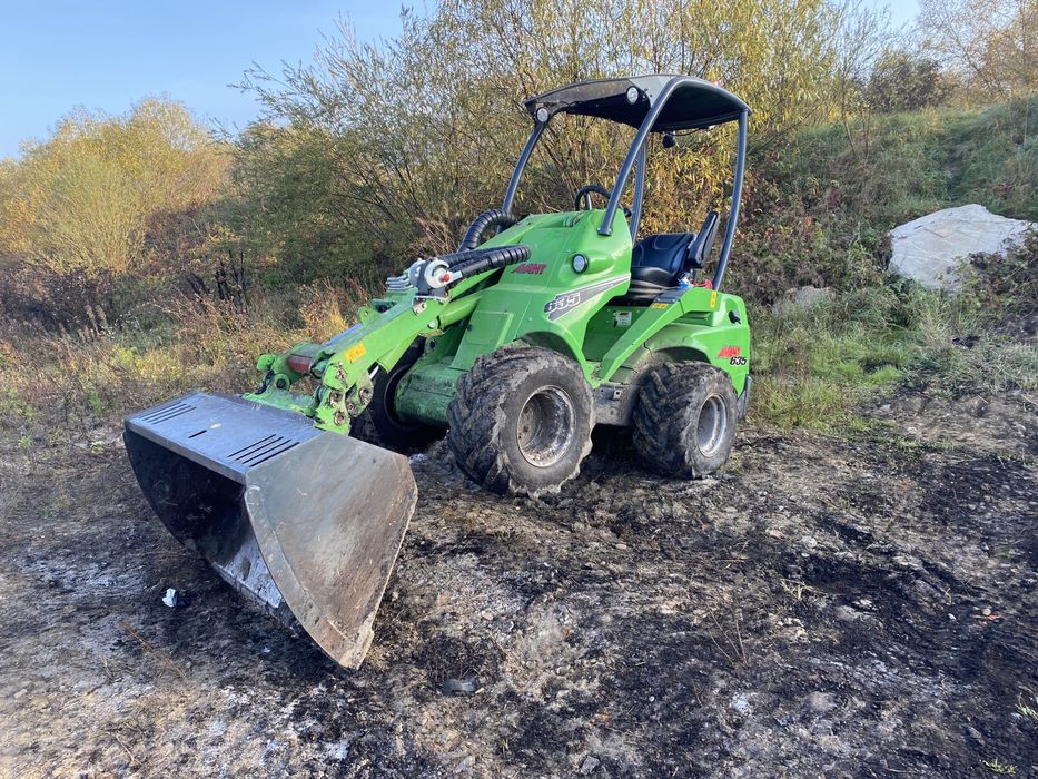 Оренда трактора Avant