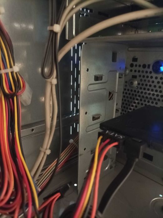 Computador desktop i3 3ª Geração