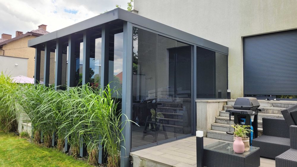 Przeszklone tarasy, zadaszenia, systemy szyb przesuwnych