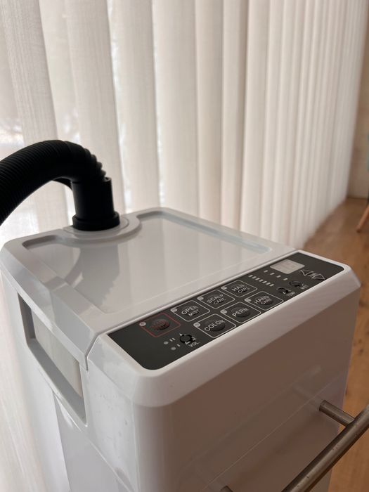Máquina de Tratamento Capilar com Vapor Micronizado (Mist) – Excelente Estado