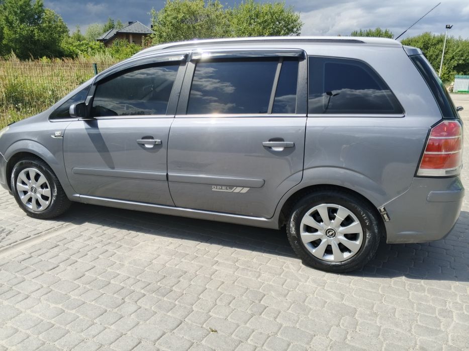 Opel Zafira Опель Зафіра 1.8 Газ/бензин