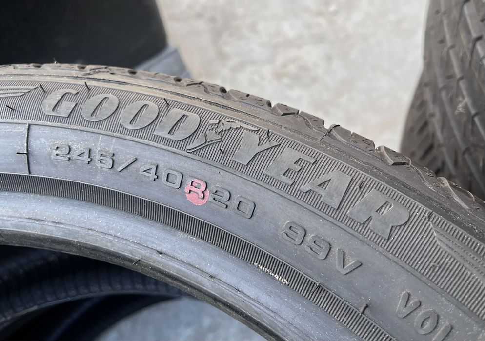 NOWE Opony Goodyear 245/40/20 99V