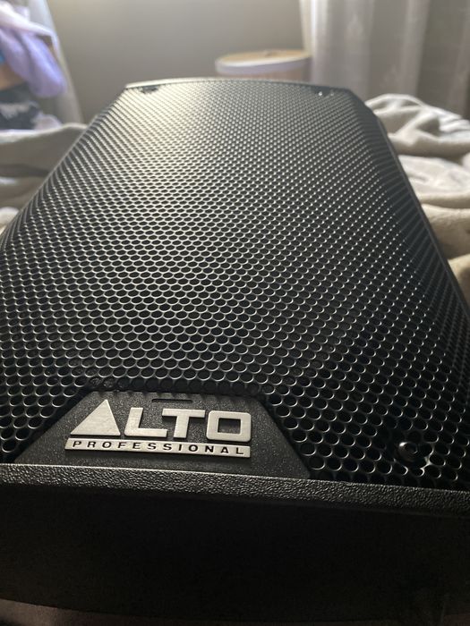 Par de Colunas 600w (300w cada) NOVO!